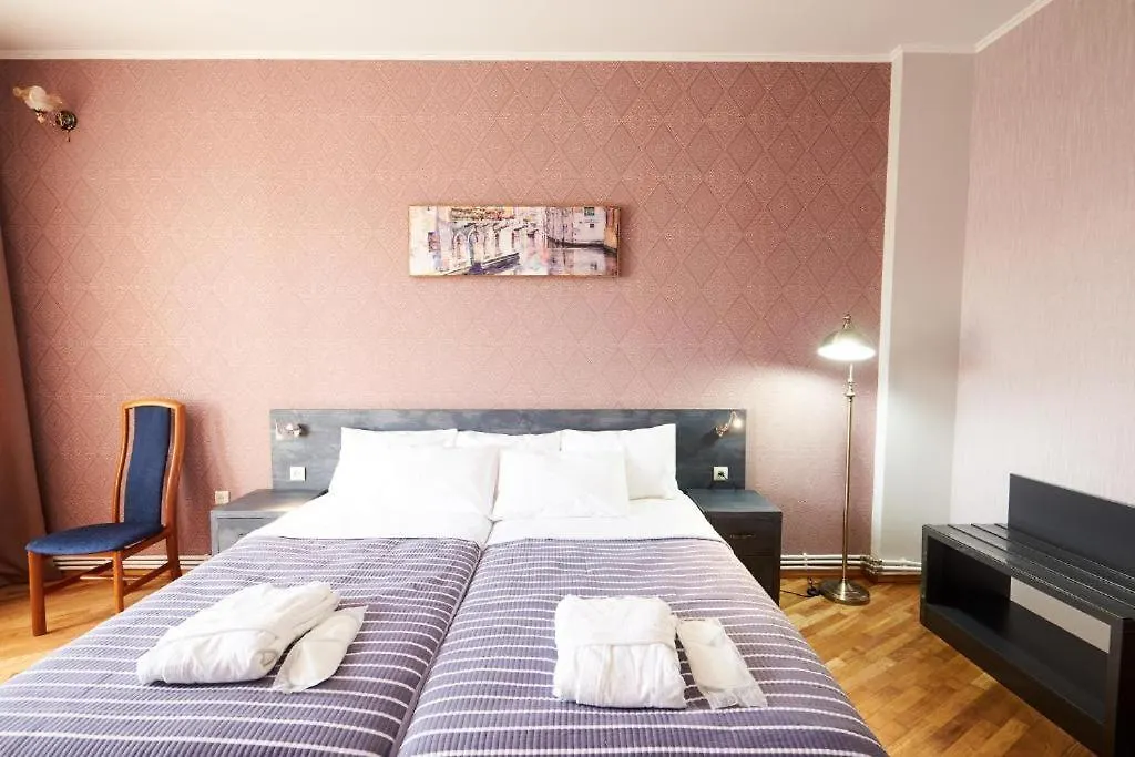 The Hilltop Skyline Hotel Тбилиси