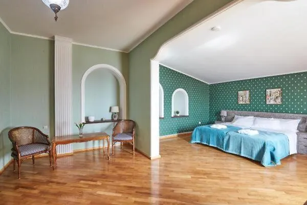 The Hilltop Skyline Hotel Tbilisi